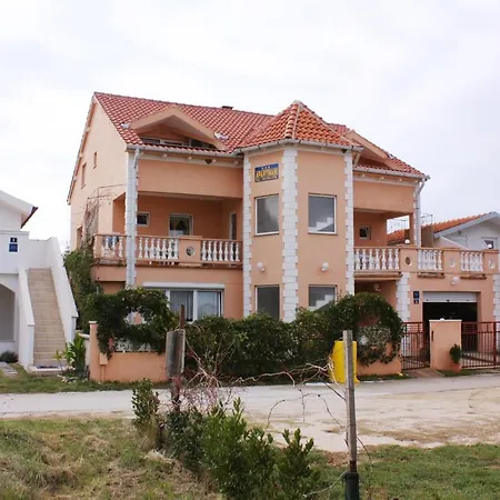 With A Parking Space Nin, Zadar - 5936 Apartment *