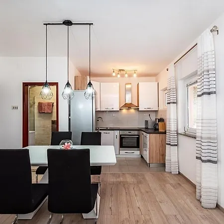 With Parking Space Nin, Zadar - 5936 Apartment